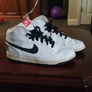 Men's Nike size 12 High top air force one shoes